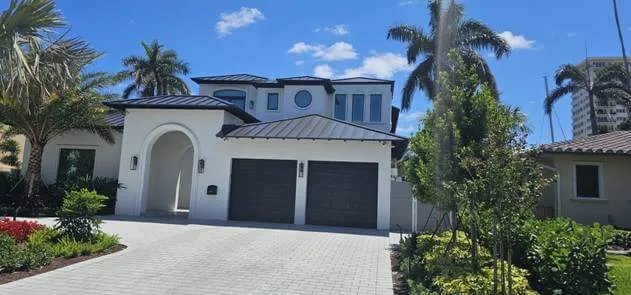 Metal roof installation in Plantation FL